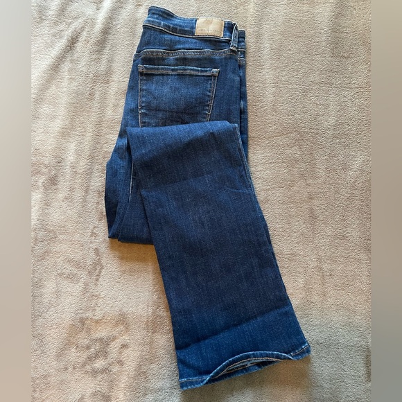 EUC American Eagle high rise skinny kick jeans size 6 Regular - Picture 6 of 6